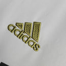 Camisa Retrô Real Madrid I 11/12 - Masculina - Branca com detalhes em dourado