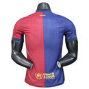 Camisa Barcelona I 24/25 - Jogador Masculina -Player Version x Travis Scott Home